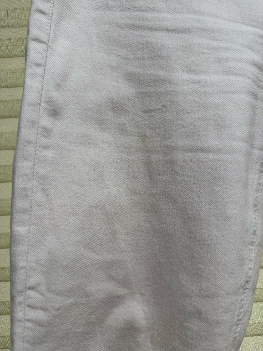 MOTHER White High-Rise Cropped Jeans with Raw Frayed Hem - Picture 4 of 8